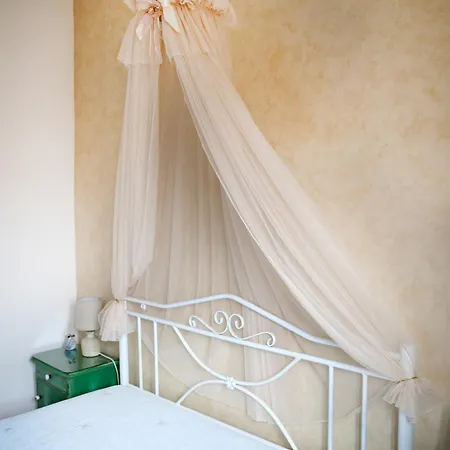 Artistic 2 بيت للعطل *