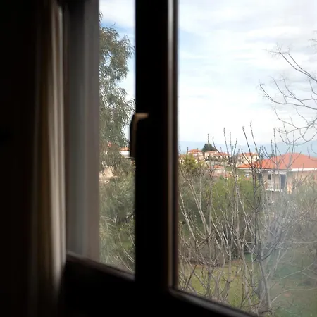 Artistic 2 Ferienhaus Áfitos